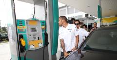Zdjcie Zagadka: Co mwi Lewis Hamilton?