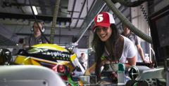 Hamilton zadedykowa zwycistwo Nicole Scherzinger