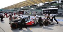GP Malezji - wycig: Vettel pokonuje Webbera w kontrowersyjnej walce o zwycistwo