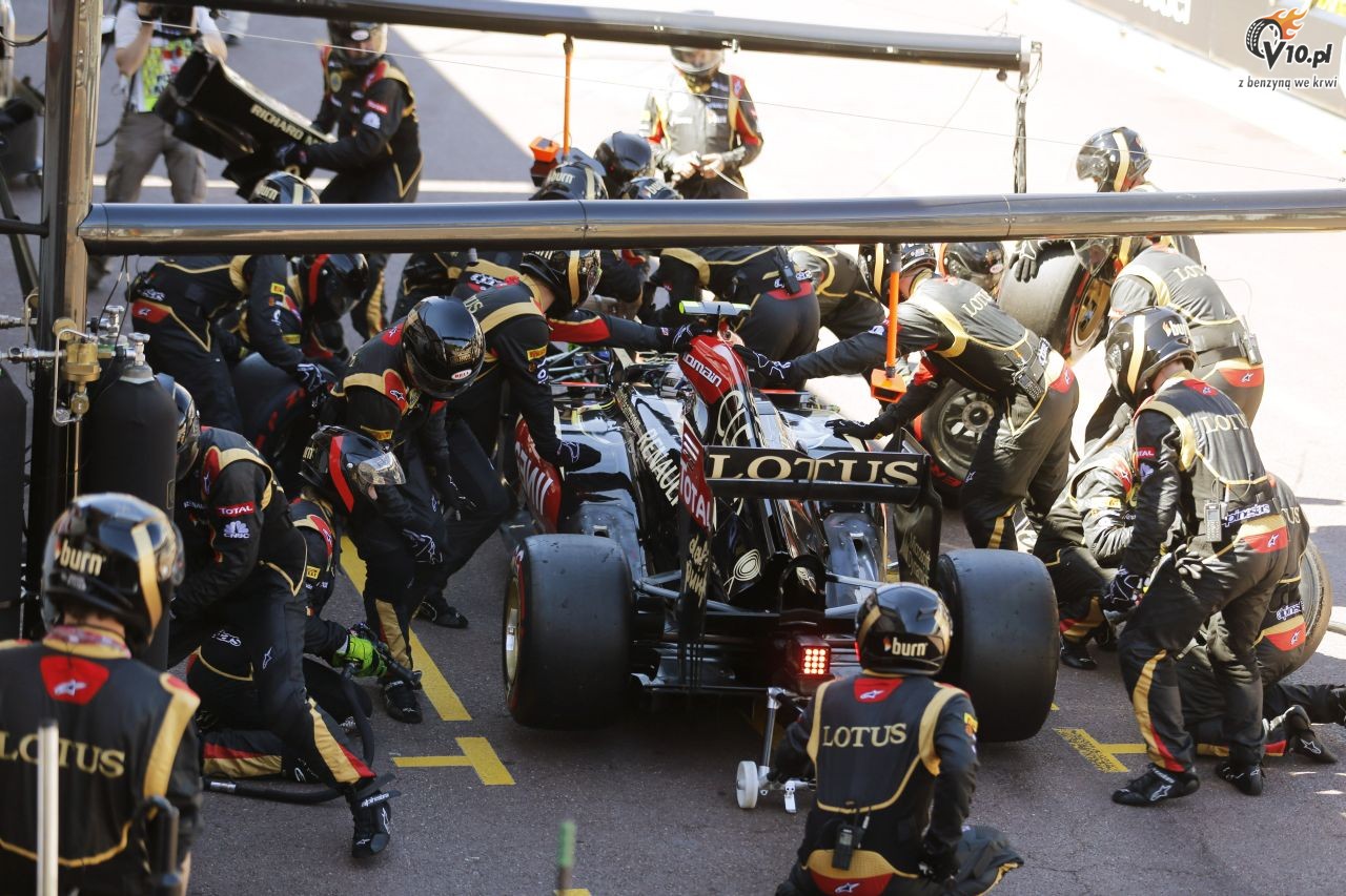Grosjean w ogniu krytyki po naszpikowanym wypadkami weekendzie na ulicach Monako