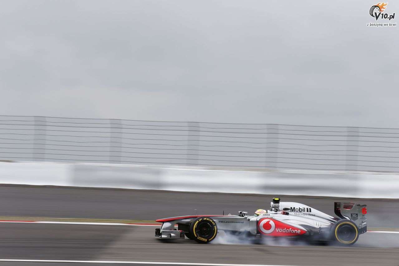 GP Niemiec - kwalifikacje: Hamilton pokona Vettela na Nurburgringu. Wpadka Rosberga