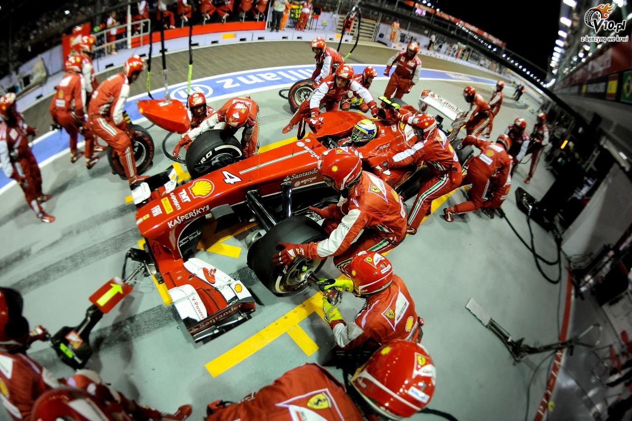 GP Singapuru 2013 - wycig
