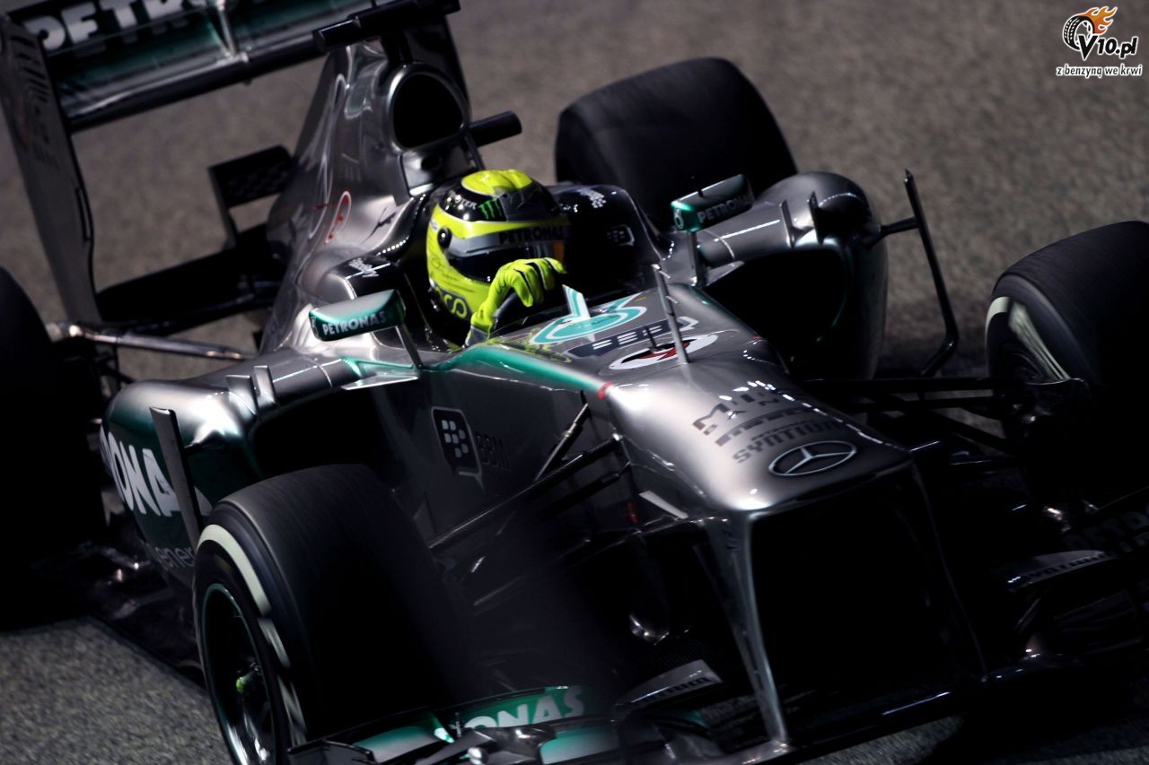 Rosberg zaskoczony otarciem si o pole position