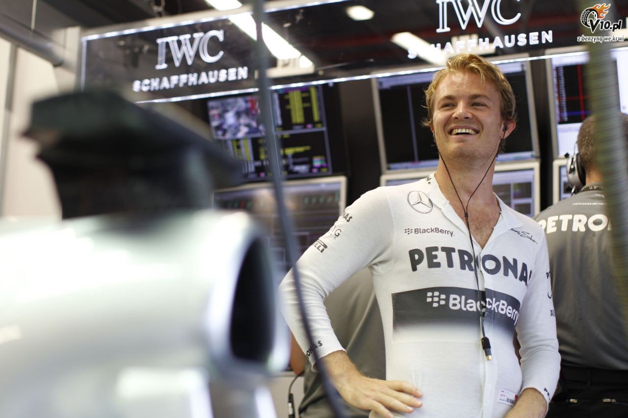 Rosberg zaskoczony otarciem si o pole position