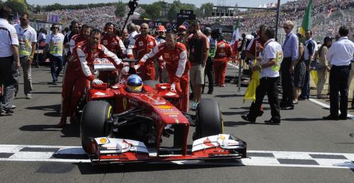 Ferrari zaniepokojone spadkiem konkurencyjnoci w wycigu. Wina opon?