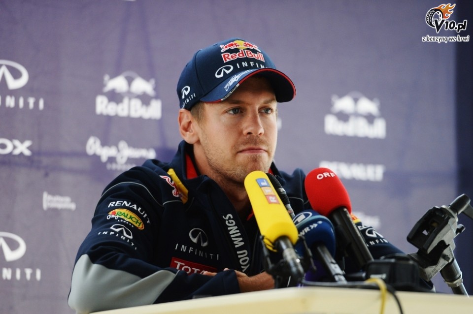 Vettel oszoomiony fenomenalnym okreniem Hamiltona