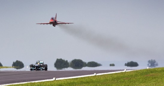 Lewis Hamilton - lot myśliwcem RAF