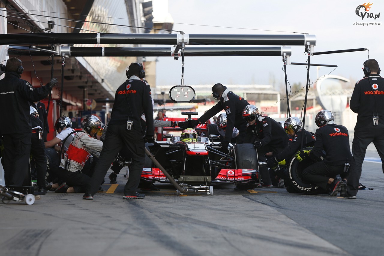 McLaren: Lowe poszed za pienidzmi