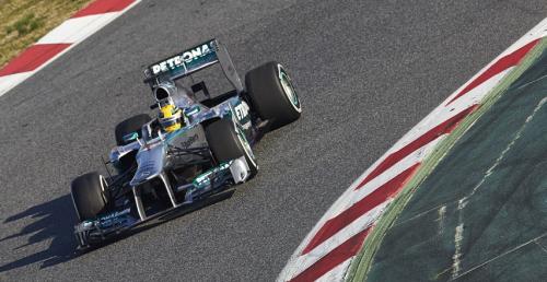 II testy F1 w Barcelonie: Hamilton koczy trzeci dzie na czele tabeli