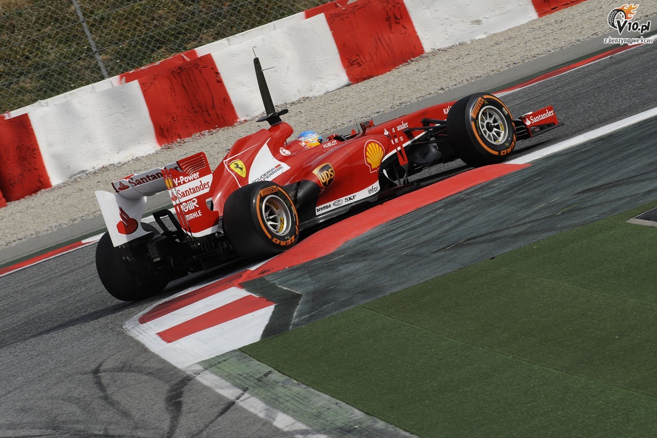 Vettel nie ma pojcia, jak konkurencyjny jest jego Red Bull