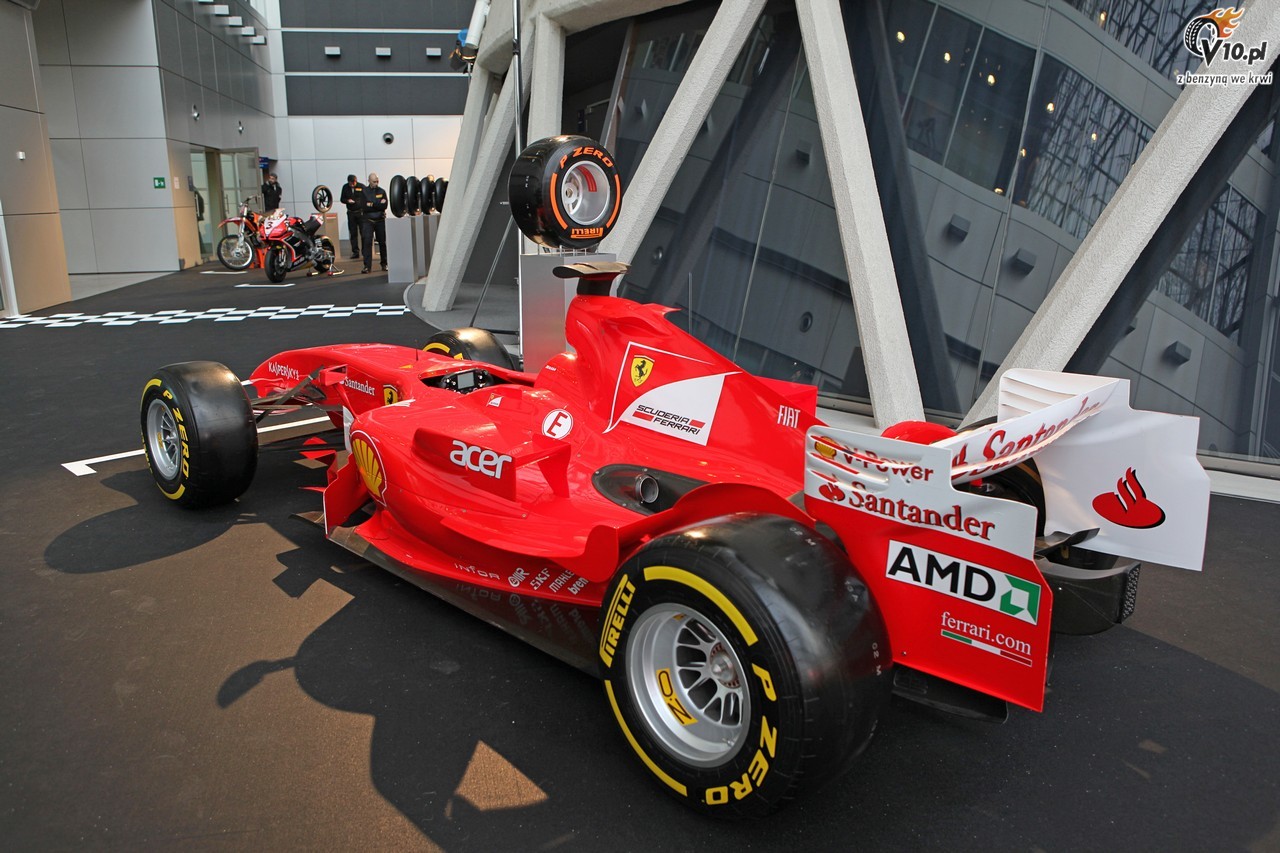 Pirelli - prezentacja opon do sportw motorowych na sezon 2013