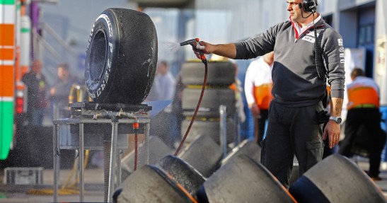 Testy F1 w Jerez 2013 - dzień pierwszy