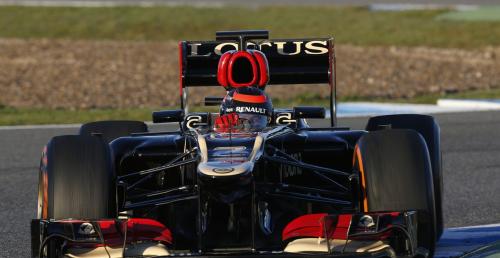 Raikkonen dogaduje się coraz lepiej z nowym bolidem Lotusa