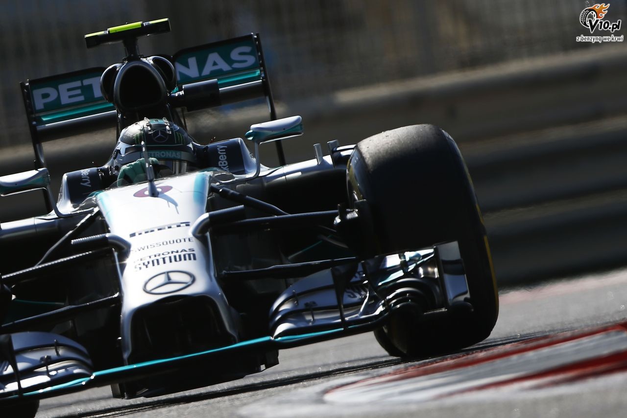 GP Abu Zabi - 3. trening: Rosberg wyprzedzi Hamiltona