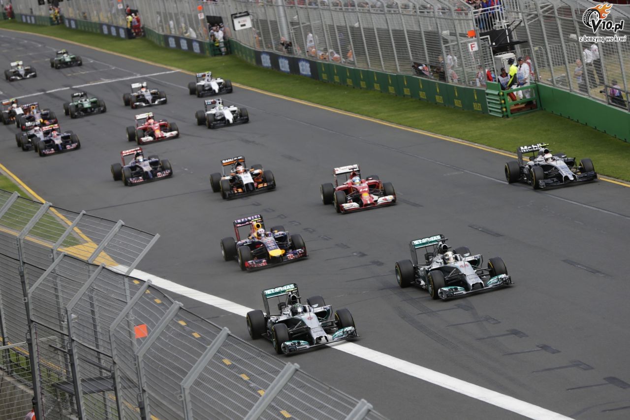 Cicha Formua 1 stracia seksapil. Organizatorzy GP Australii gro pozwem