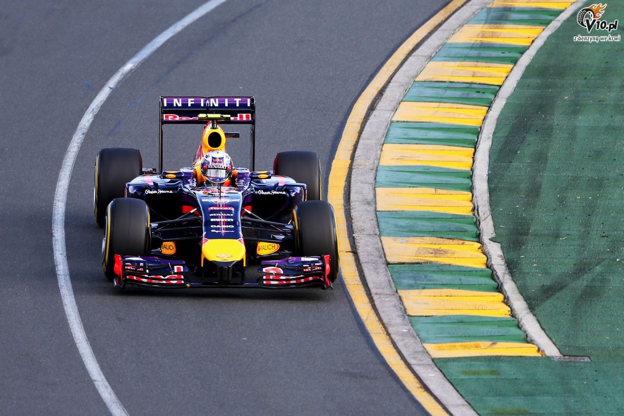 Cicha Formua 1 stracia seksapil. Organizatorzy GP Australii gro pozwem
