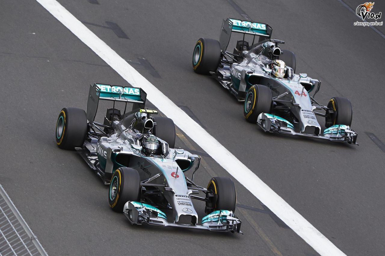 GP Brazylii - 1. trening: Rosberg przed Hamiltonem, szybkie Toro Rosso