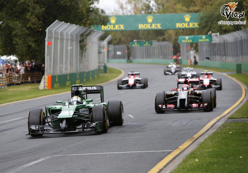 Cicha Formua 1 stracia seksapil. Organizatorzy GP Australii gro pozwem