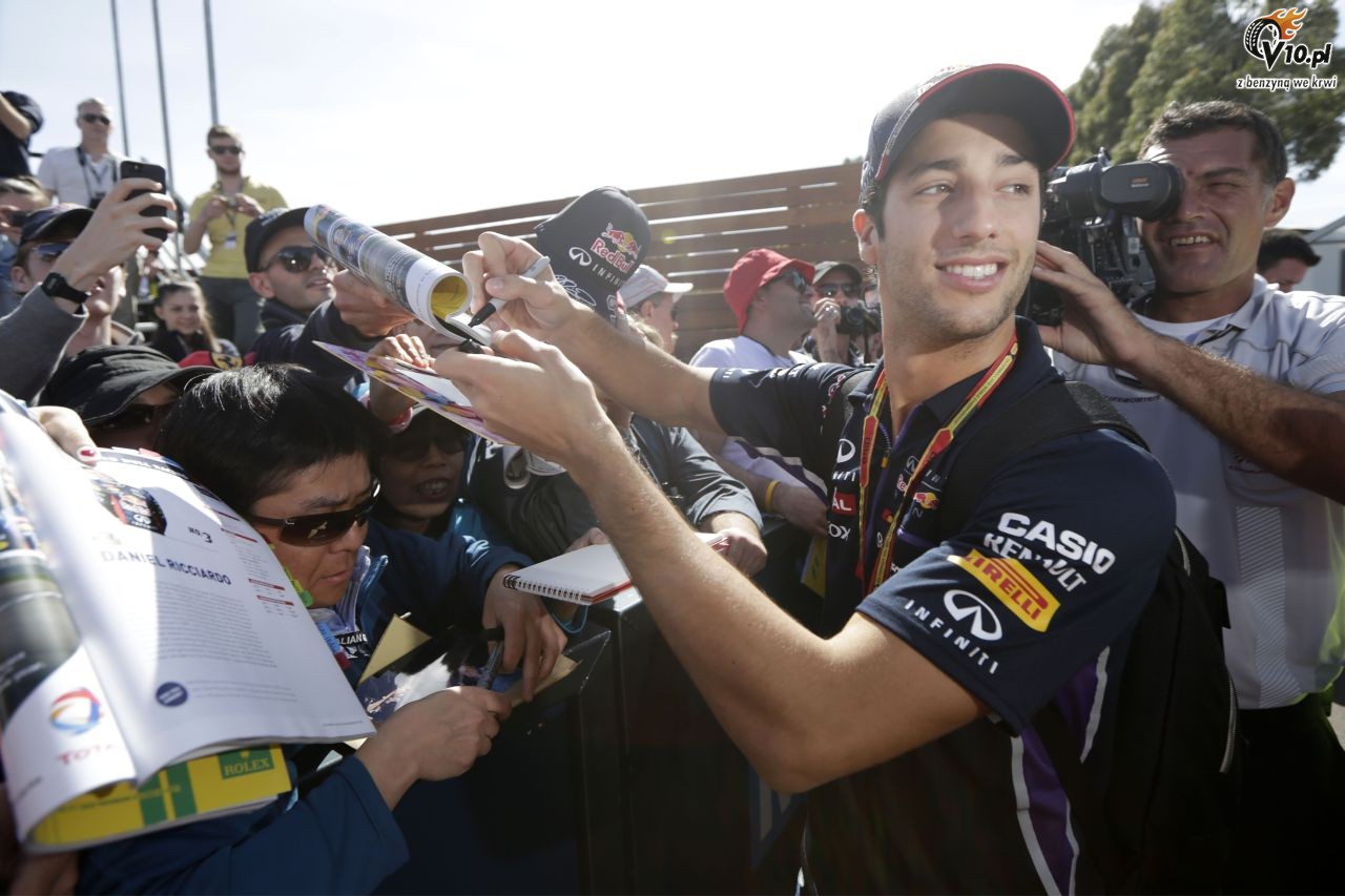 Ricciardo bagatelizuje swoj przewag nad Vettelem