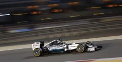 GP Singapuru - 2. trening: Hamilton najszybszy, Rosbergowi przeszkodzi wypadek Maldonado