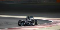 GP Bahrajnu - wycig: Hamilton pokona Rosberga po ostrym boju. Perez na podium, Maldonado zafundowa rolowanie rywalowi