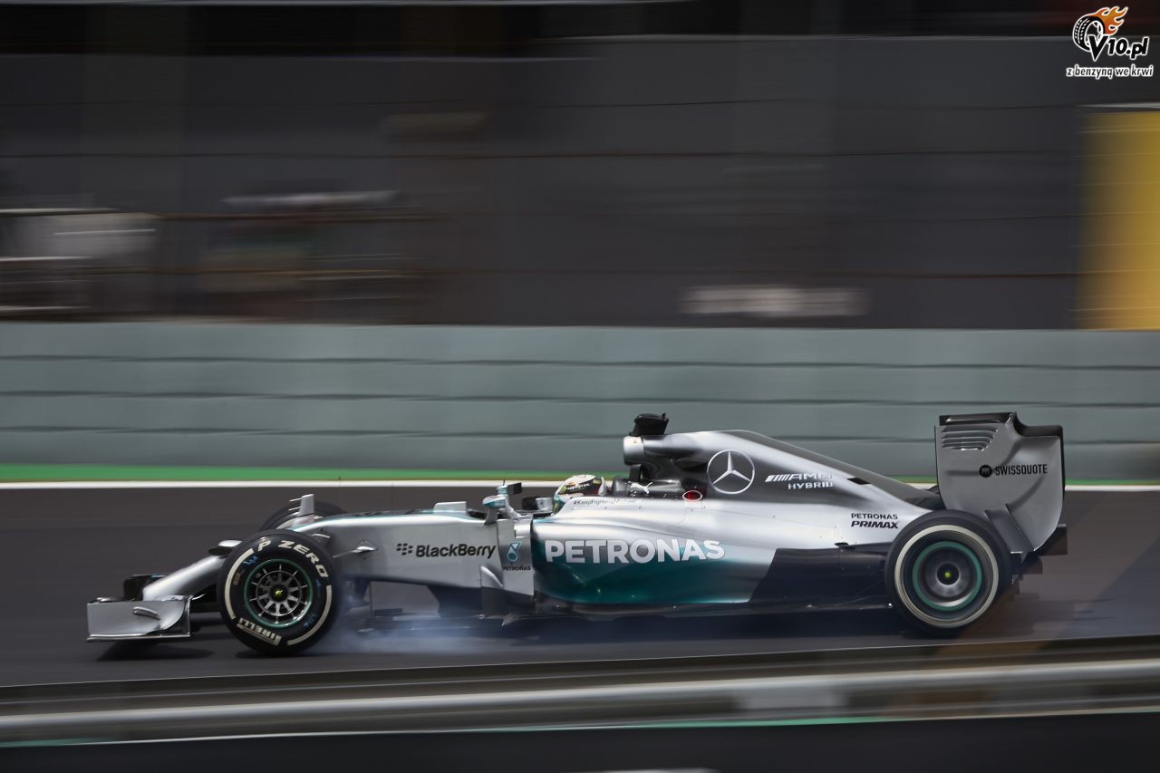 Hamilton zainteresowany tylko zwycistwem w wycigu