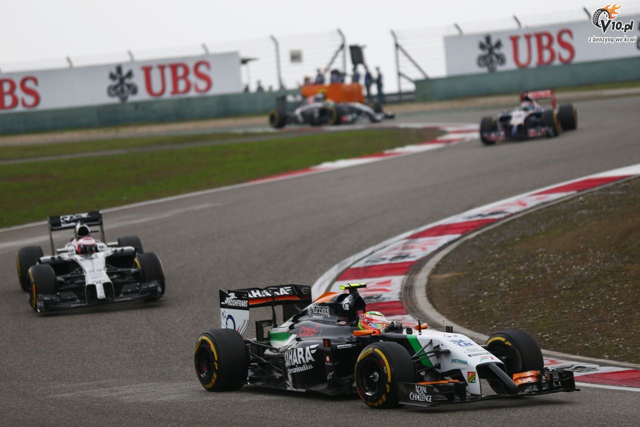 Mercedes testuje trbkowy wydech w bolidzie F1