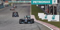 Hamilton: Powinienem dominowa nad Rosbergiem