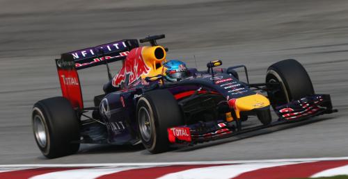 Red Bull bagatelizuje wymian bolidu Vettela