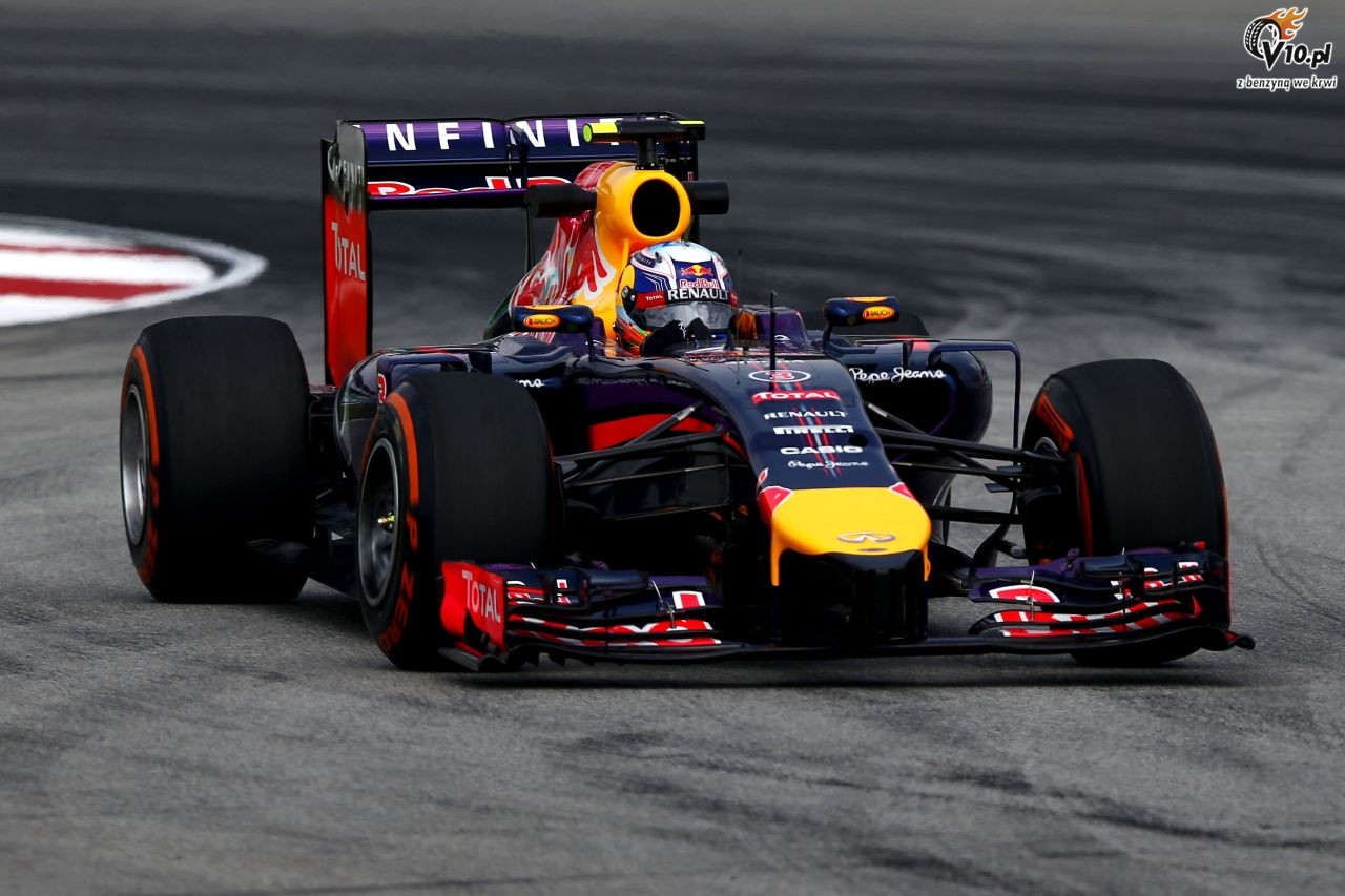 Helmut Marko chwali uczciwego Ricciardo kosztem Webbera