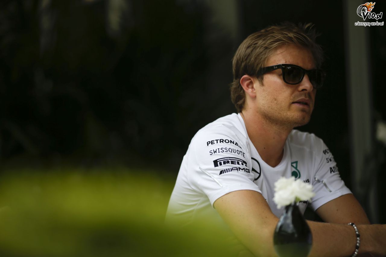 Hamilton: Zmiotem Rosberga