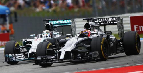 Wypadki w GP Niemiec - Button wycofuje się z krytyki Hamiltona, Hamilton atakuje Raikkonena
