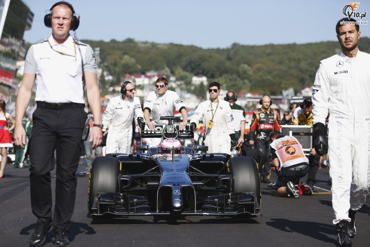 McLaren rozstaje si z Samem Michaelem