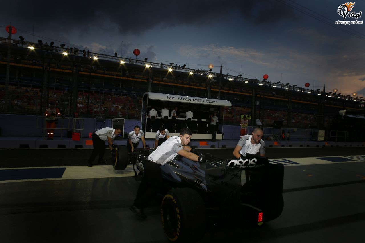 GP Singapuru 2014 - pitkowe treningi