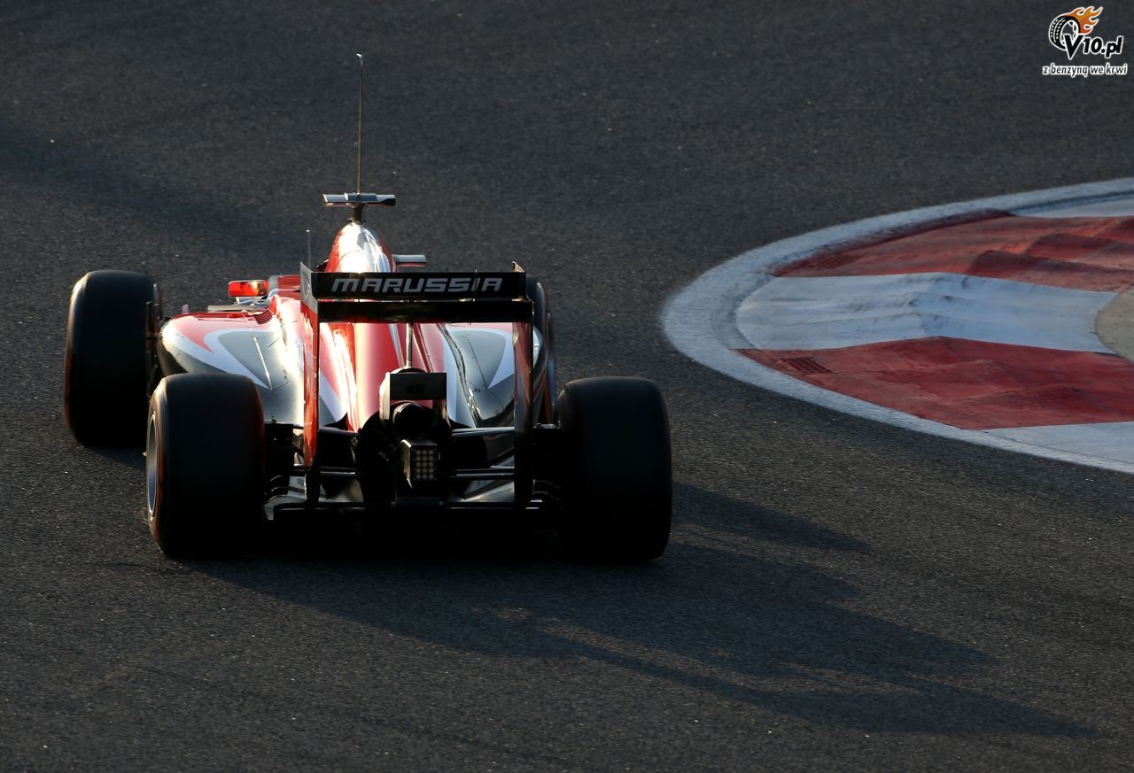 I testy F1 w Bahrajnie 2014 - dzie pierwszy
