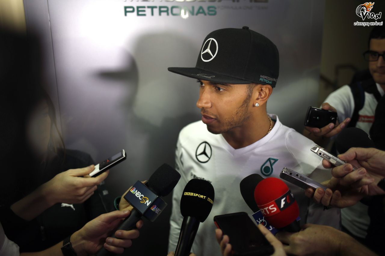 Hamilton schud do cikiego bolidu Mercedesa