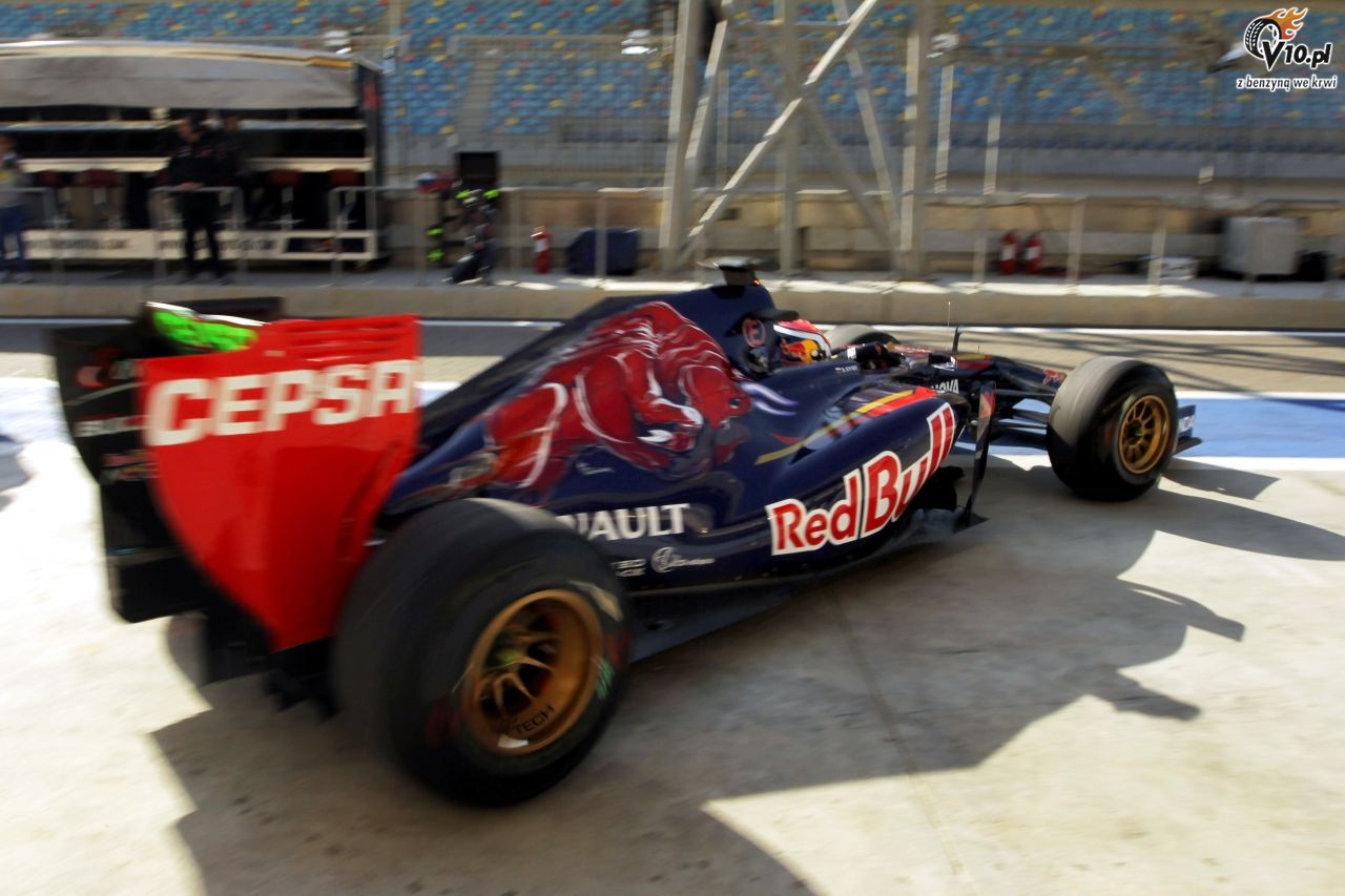 I testy F1 w Bahrajnie 2014 - dzie pierwszy