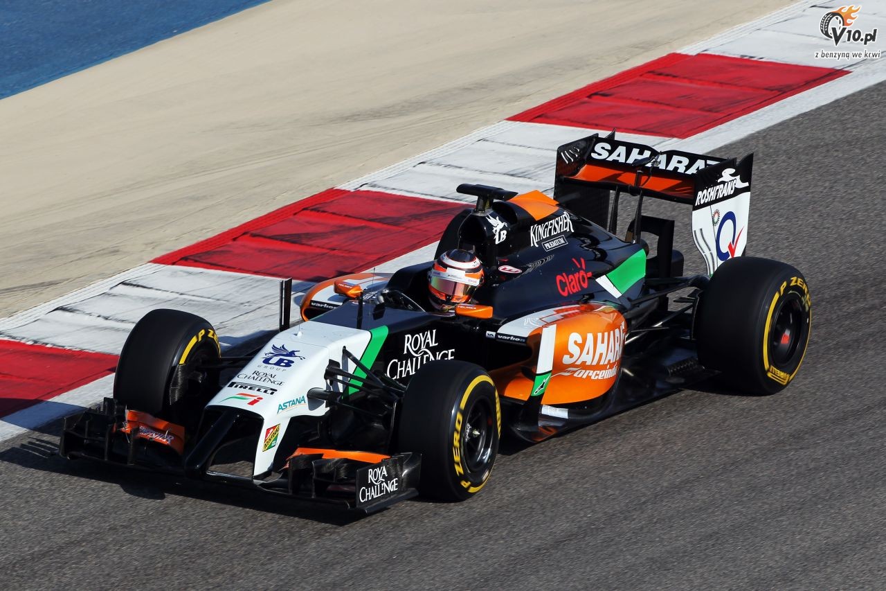 Testy F1 w Bahrajnie: Magnussen zdecydowanie najszybszy drugiego dnia
