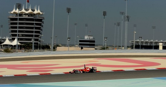 I testy F1 w Bahrajnie 2014 - dzień drugi