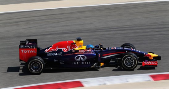 I testy F1 w Bahrajnie 2014 - dzień drugi