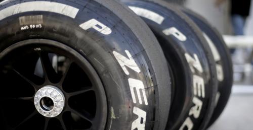 Nowe opony Pirelli dla F1 brudzą tor mniej