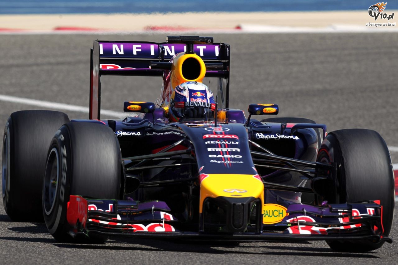 II testy F1 w Bahrajnie: Perez najszybszy pierwszego dnia
