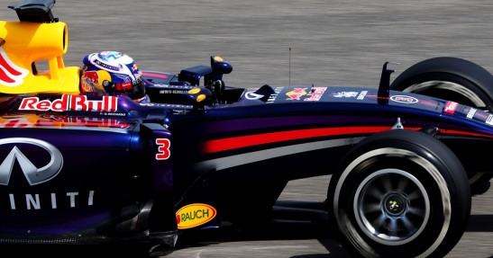 II testy F1 w Bahrajnie 2014 - dzień pierwszy