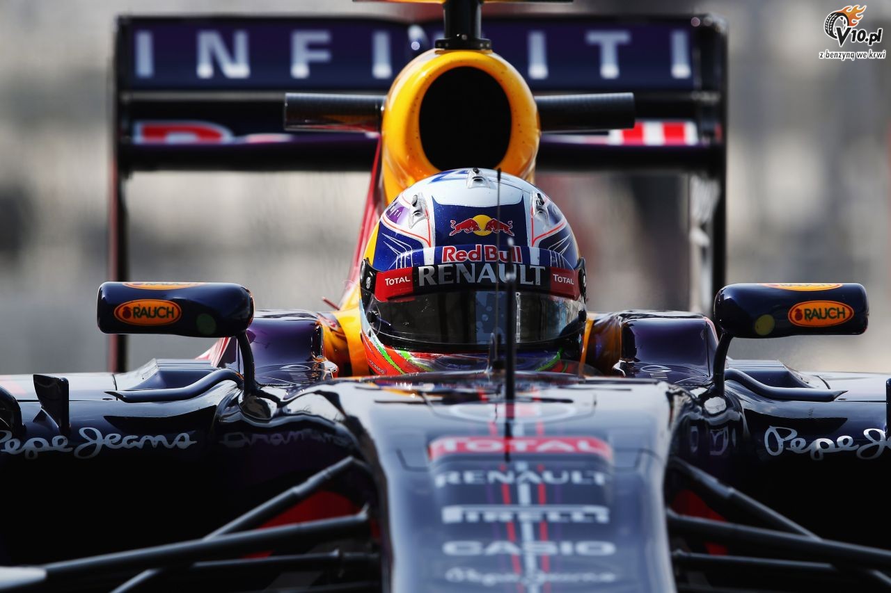 II testy F1 w Bahrajnie 2014 - dzie pierwszy