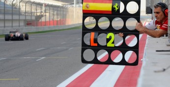 Ferrari uniknęło kary za przekazanie Vettelowi 