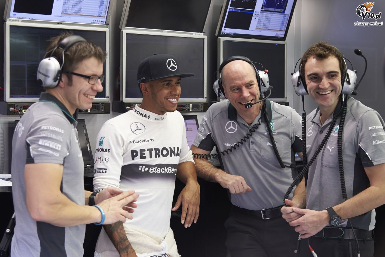 Hamilton: Mercedes ma jeszcze duo wicej do pokazania