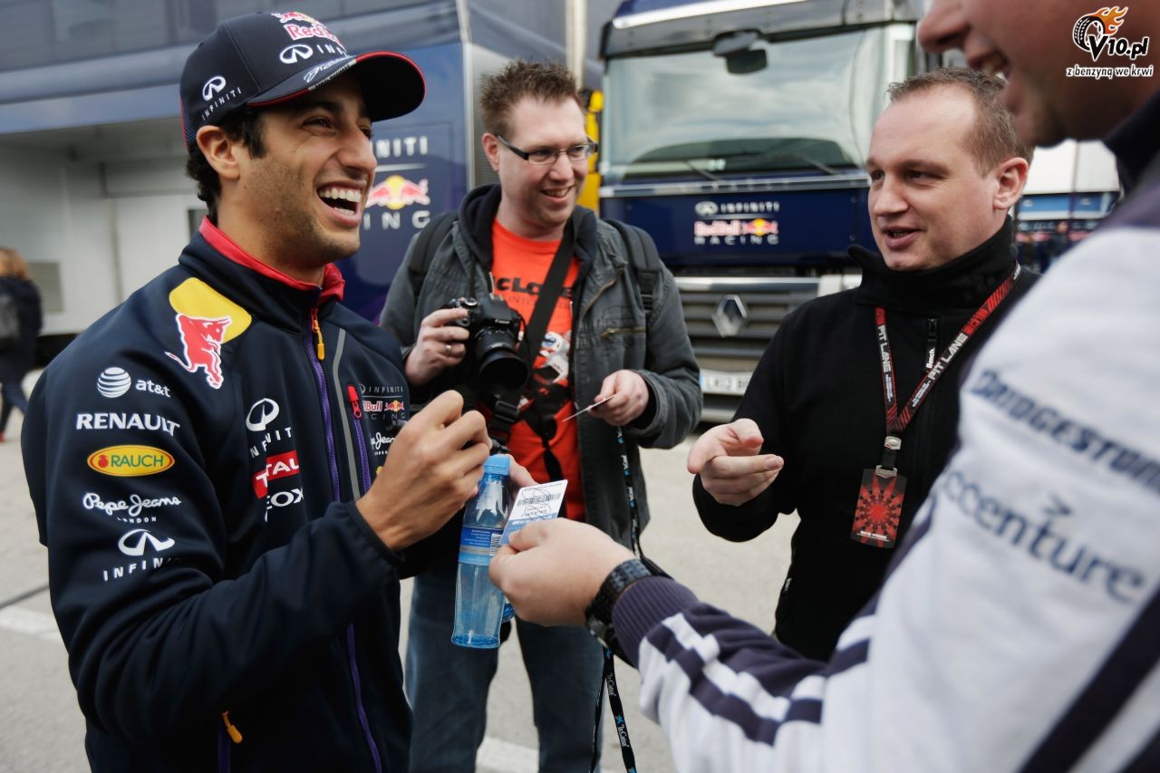 Testy F1 w Jerez 2014 - dzie pierwszy