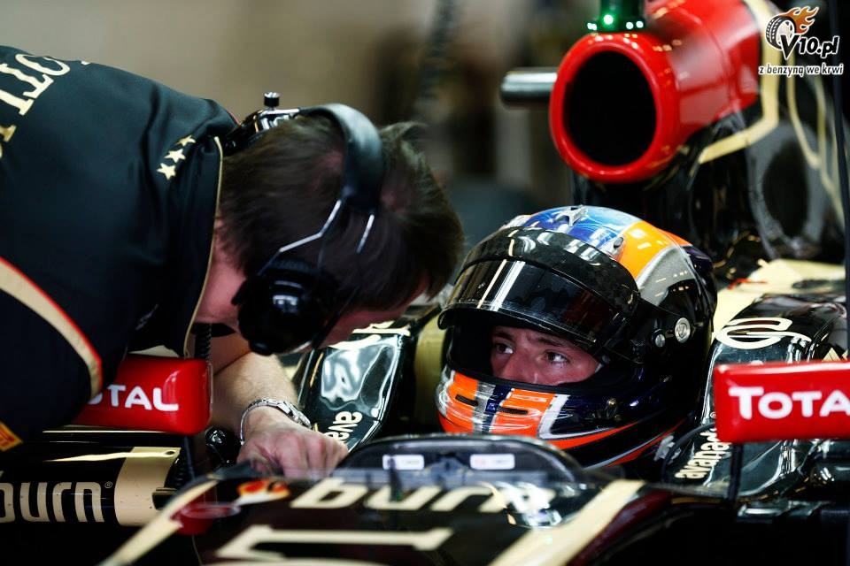 Testy F1 po GP Abu Zabi 2014
