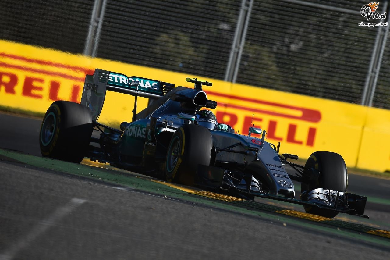 GP Malezji - 1. trening: Rosberg najszybszy, Hamilton bez czasu