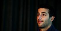 Red Bull wzywa FIA do spowolnienia Mercedesa